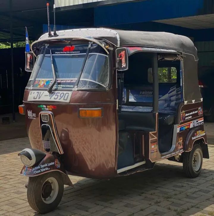 Bajaj 2 stroke 2004 - භාවිතා කරන ලද ත්‍රිරෝද රථය sale in Sri Lanka - patpat.lk