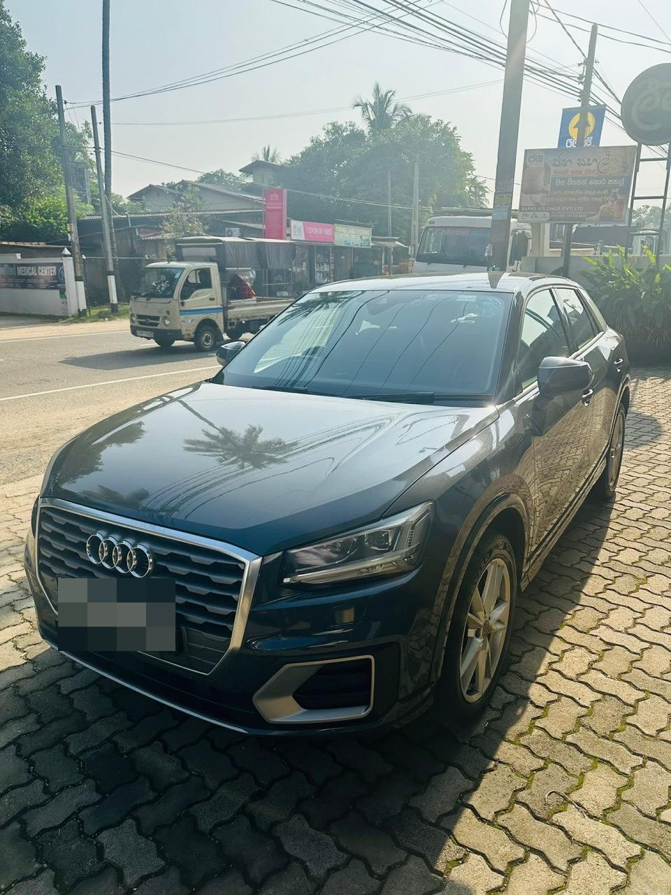 Audi Q2 2019 ads-image-1