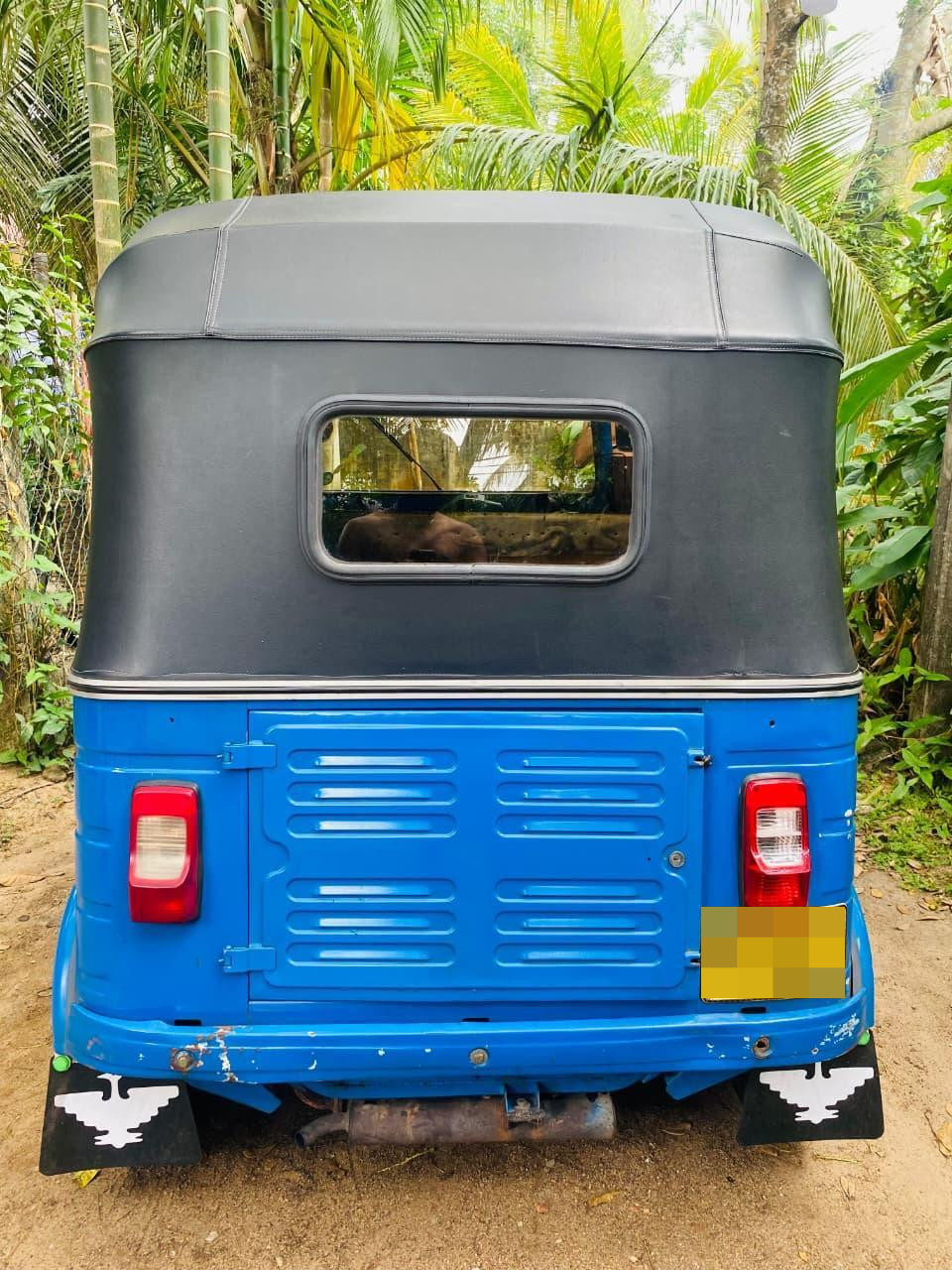 Bajaj Three Wheel 2015 - Used Three wheeler sale in Sri Lanka - patpat.lk