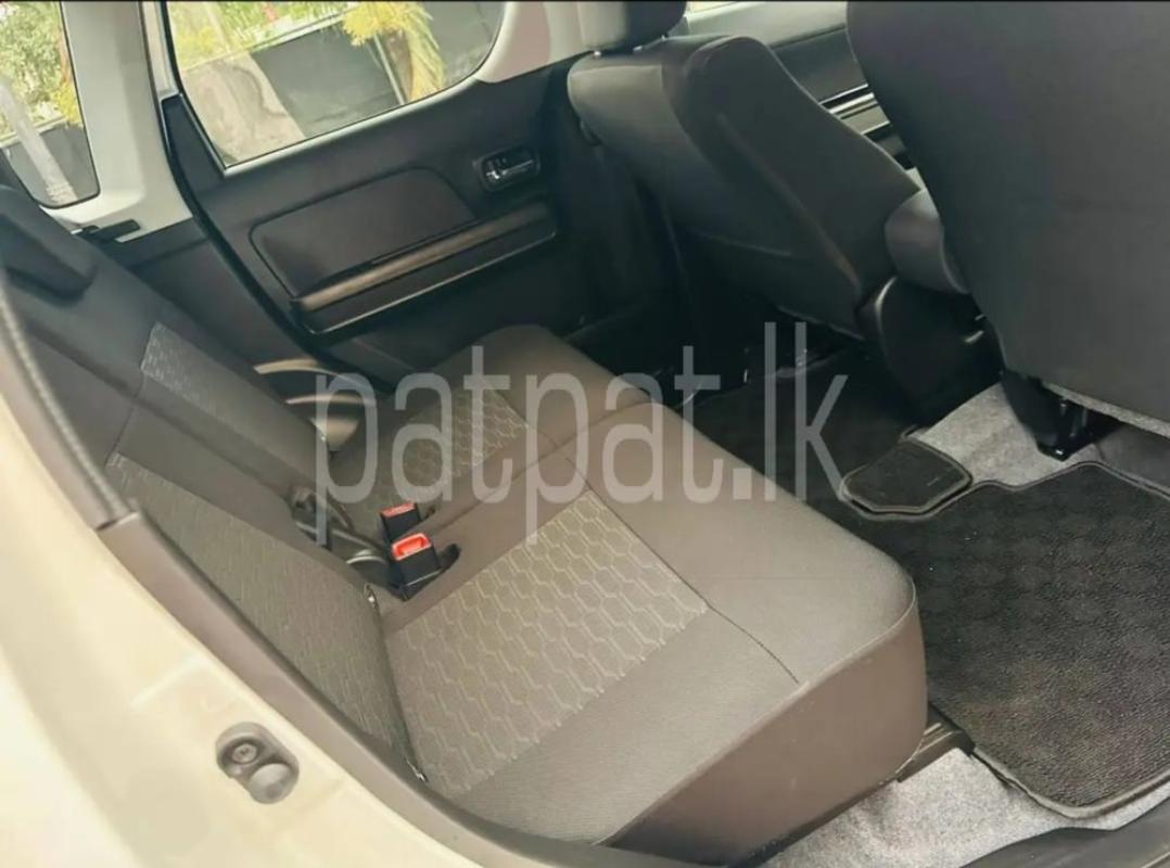 Advertisement image 6