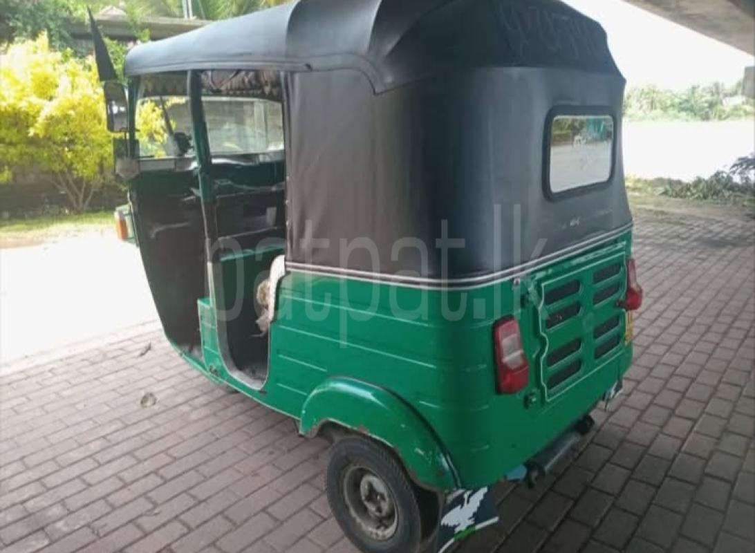 Bajaj 4 stroke 2016 - භාවිතා කරන ලද ත්‍රිරෝද රථය sale in Sri Lanka - patpat.lk