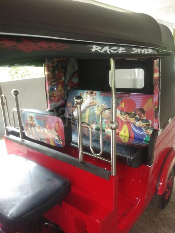 Bajaj Three Wheel 2010 - பயன்படுத்தப்பட்டது முச்சக்கர வண்டி sale in Sri Lanka - patpat.lk