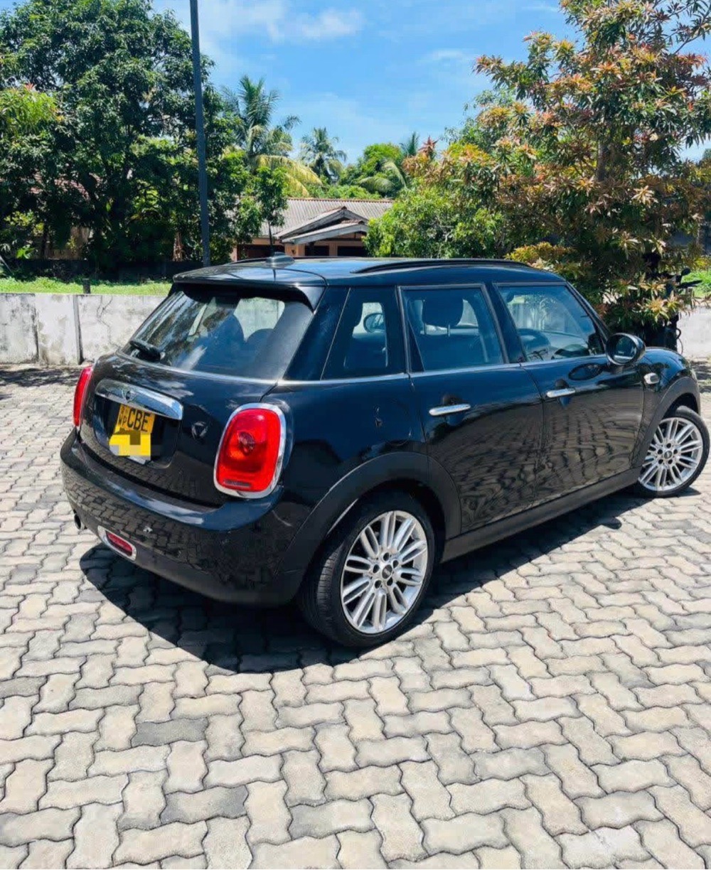 BMW Mini Cooper 2018 - Used Car sale in Sri Lanka - patpat.lk