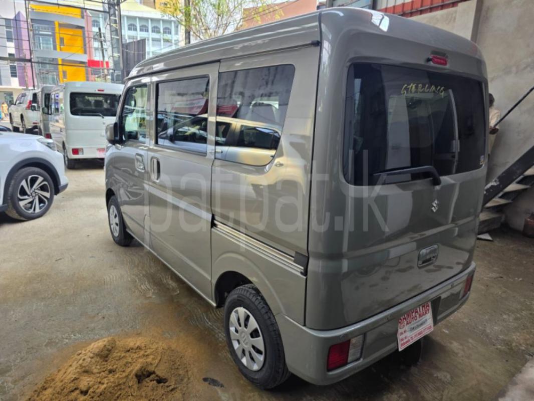 Advertisement image 6