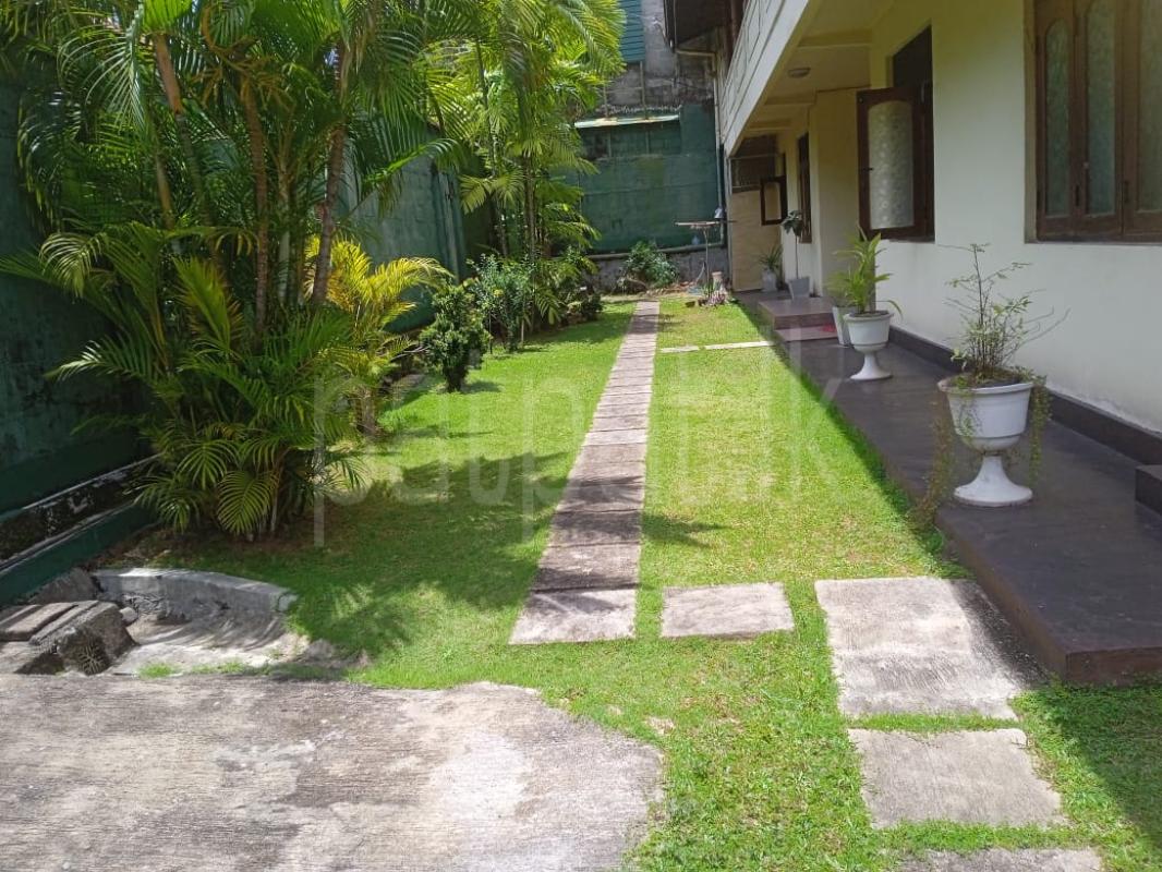 House for Sale in Nugegoda ads-image-1