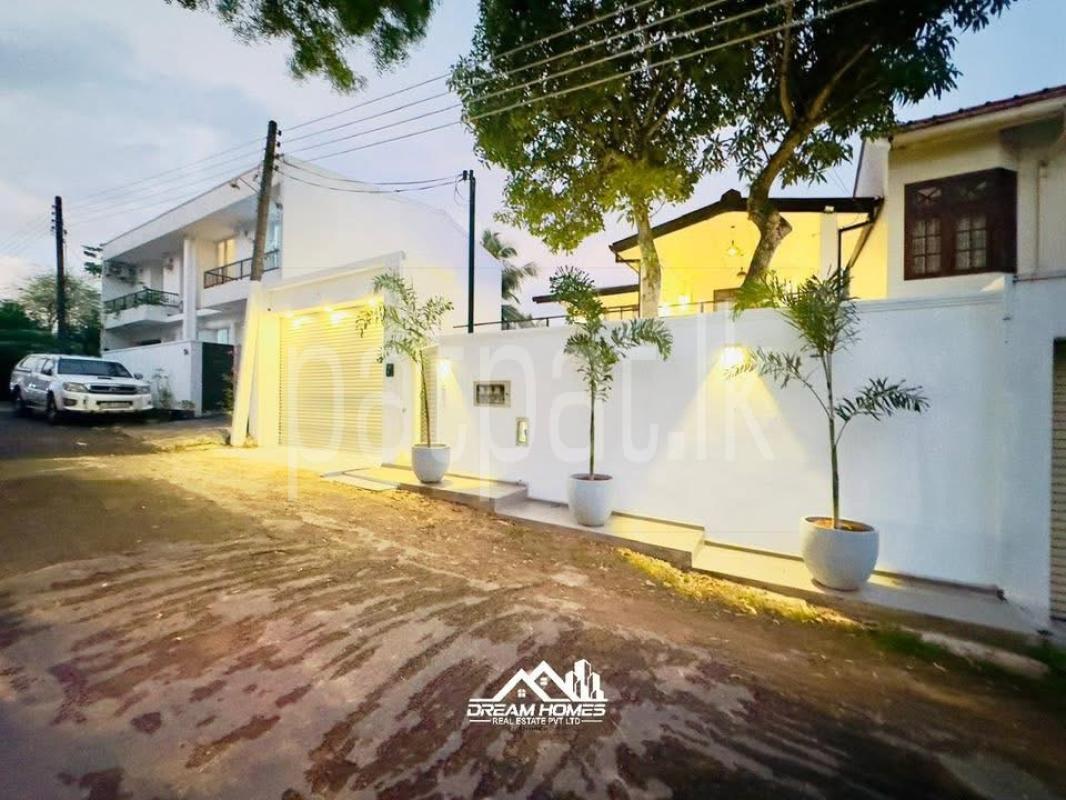 Advertisement image 5