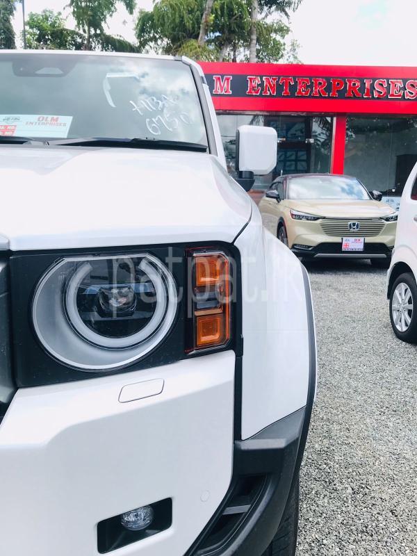 Advertisement image 3