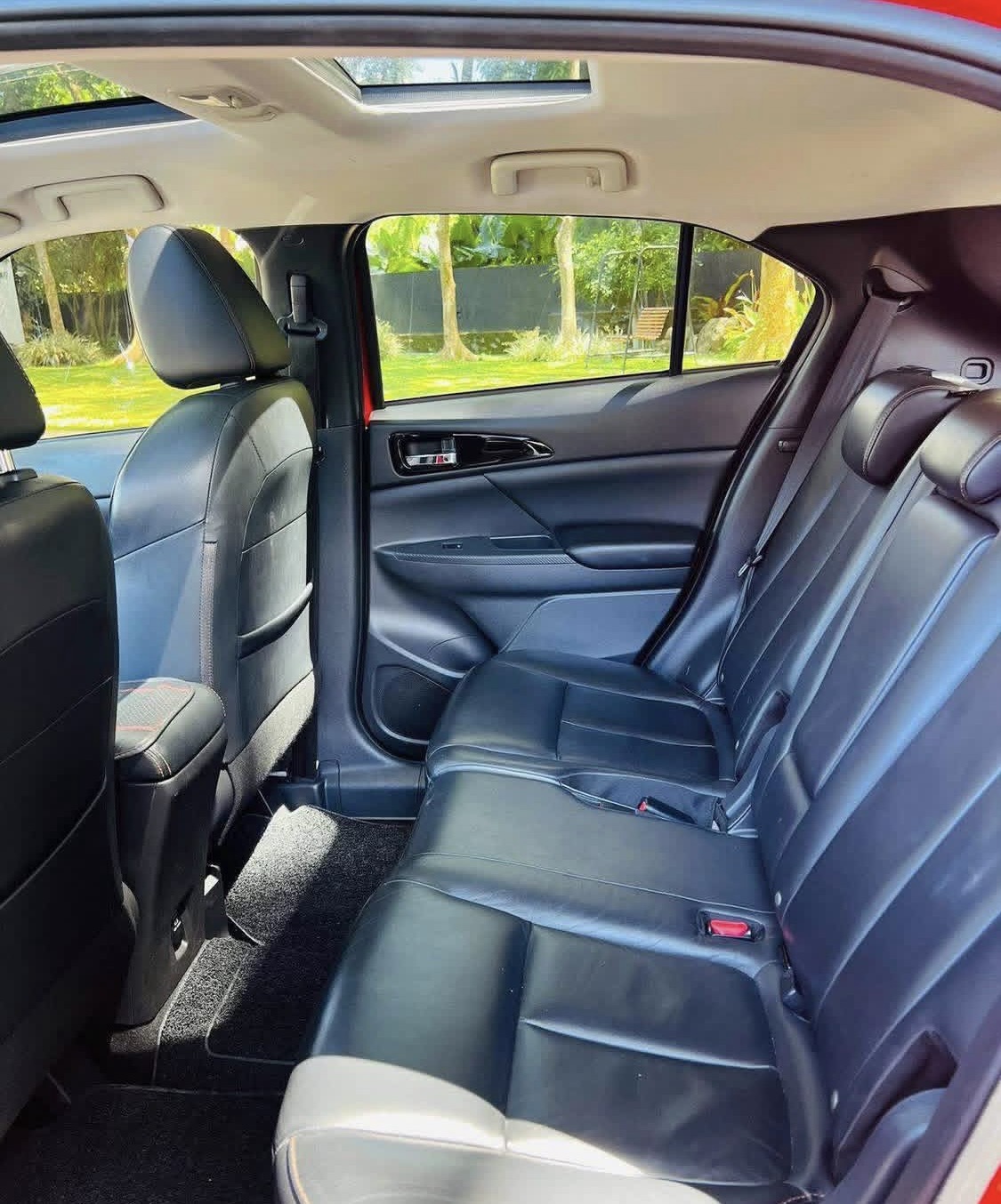 Mitsubishi Eclipse 2019 - භාවිතා කරන ලද SUV රථය sale in Sri Lanka - patpat.lk