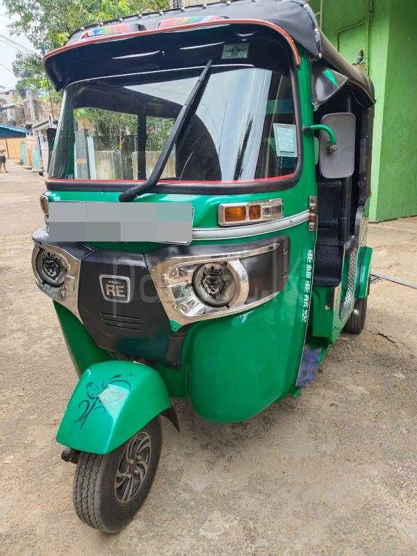 Bajaj 4 stroke 2016 - Used Three wheeler sale in Sri Lanka - patpat.lk