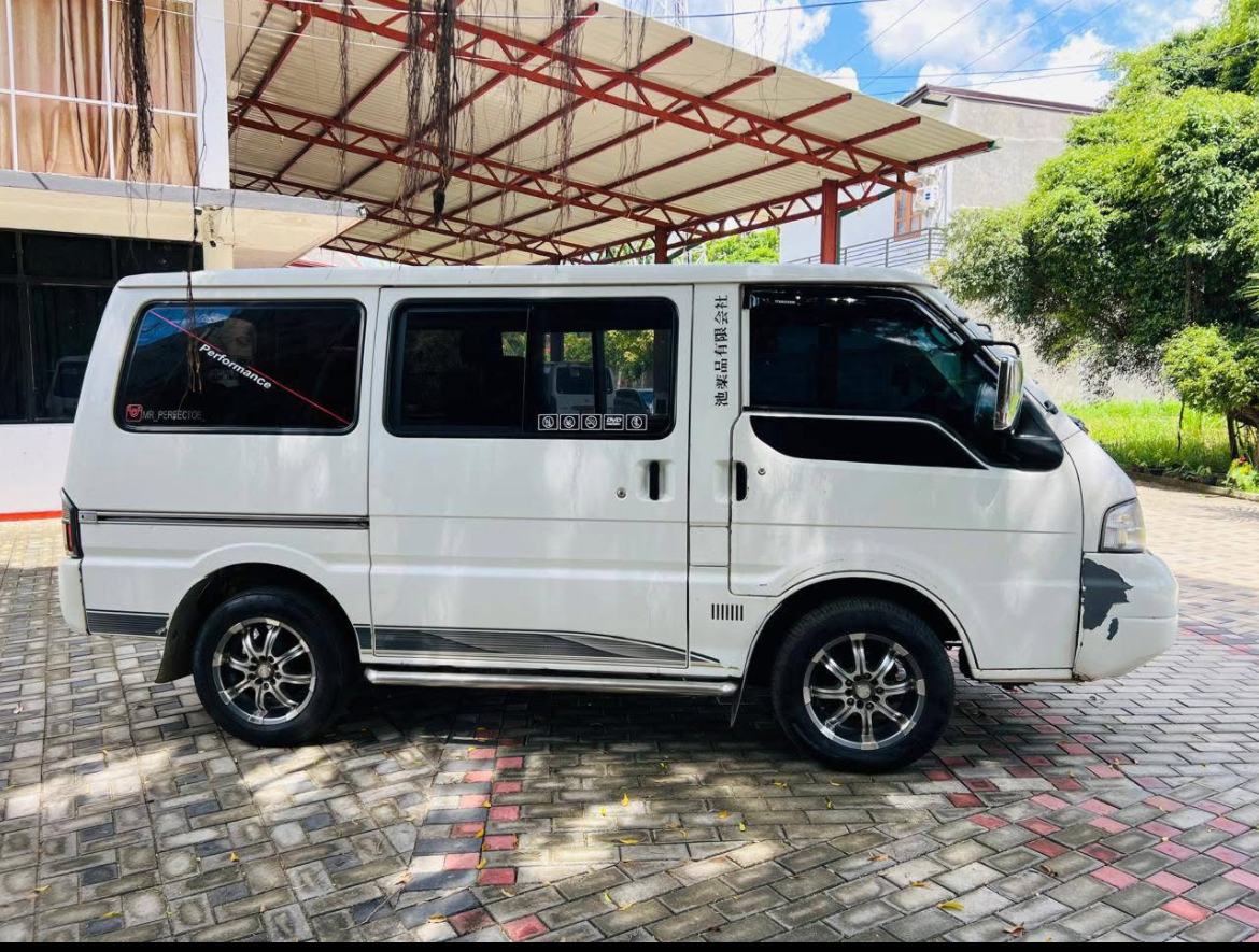 Nissan Vanette 2003 - பயன்படுத்தப்பட்டது வேன் sale in Sri Lanka - patpat.lk