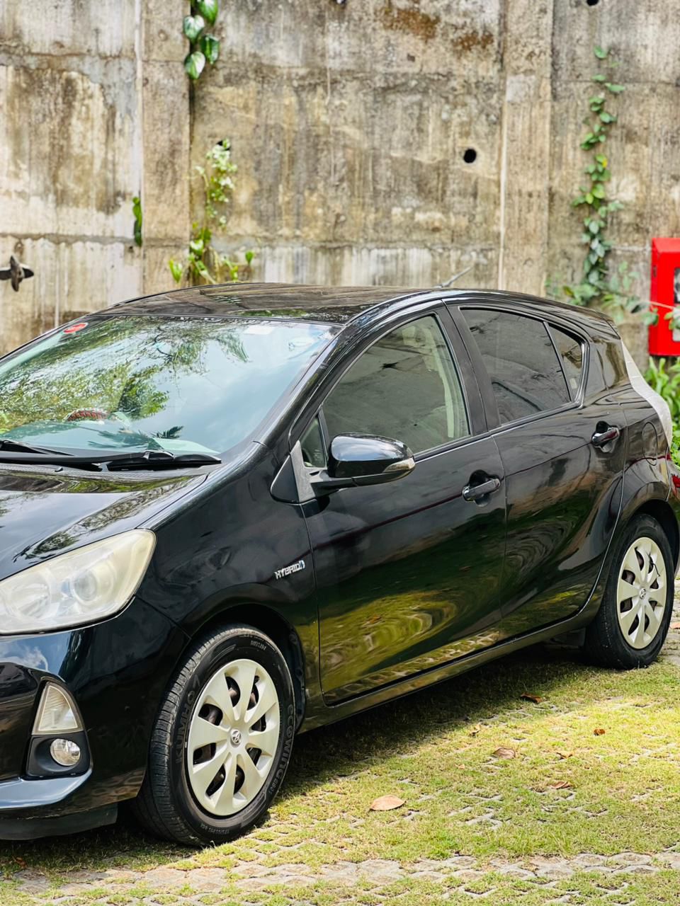 Toyota Aqua 2013 - Used Car sale in Sri Lanka - patpat.lk