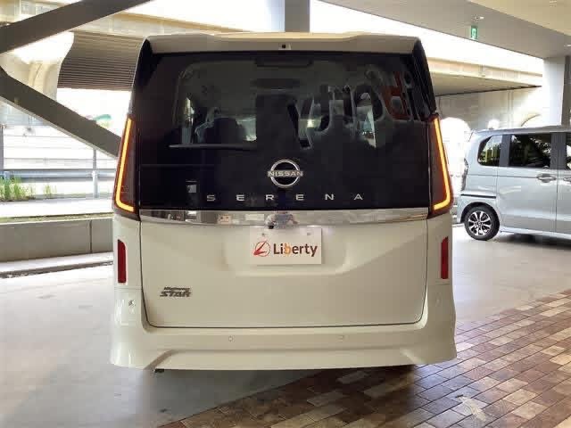 Nissan Serena 2024 - பயன்படுத்தப்பட்டது கார் sale in Sri Lanka - patpat.lk