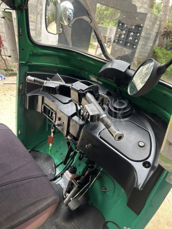 Bajaj Three Wheel 2012 - Used Three wheeler sale in Sri Lanka - patpat.lk