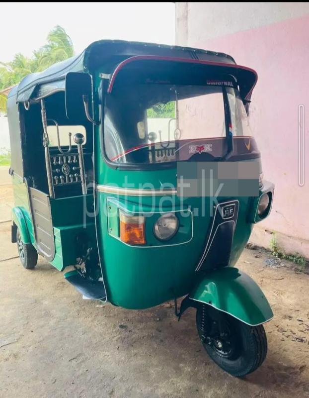 Bajaj Three Wheel 2014 - பயன்படுத்தப்பட்டது முச்சக்கர வண்டி sale in Sri Lanka - patpat.lk