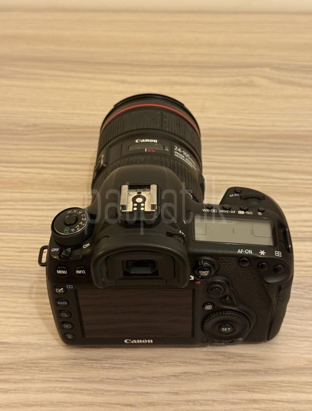 Canon 5D Mark IV