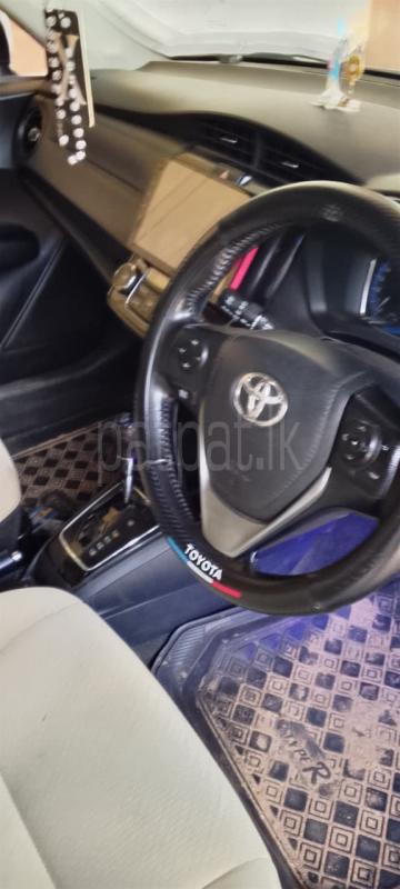 Toyota Axio 2016 - Used Car sale in Sri Lanka - patpat.lk