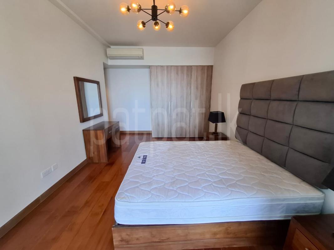  Apartment for Rent in Slave Island (Colombo 02)