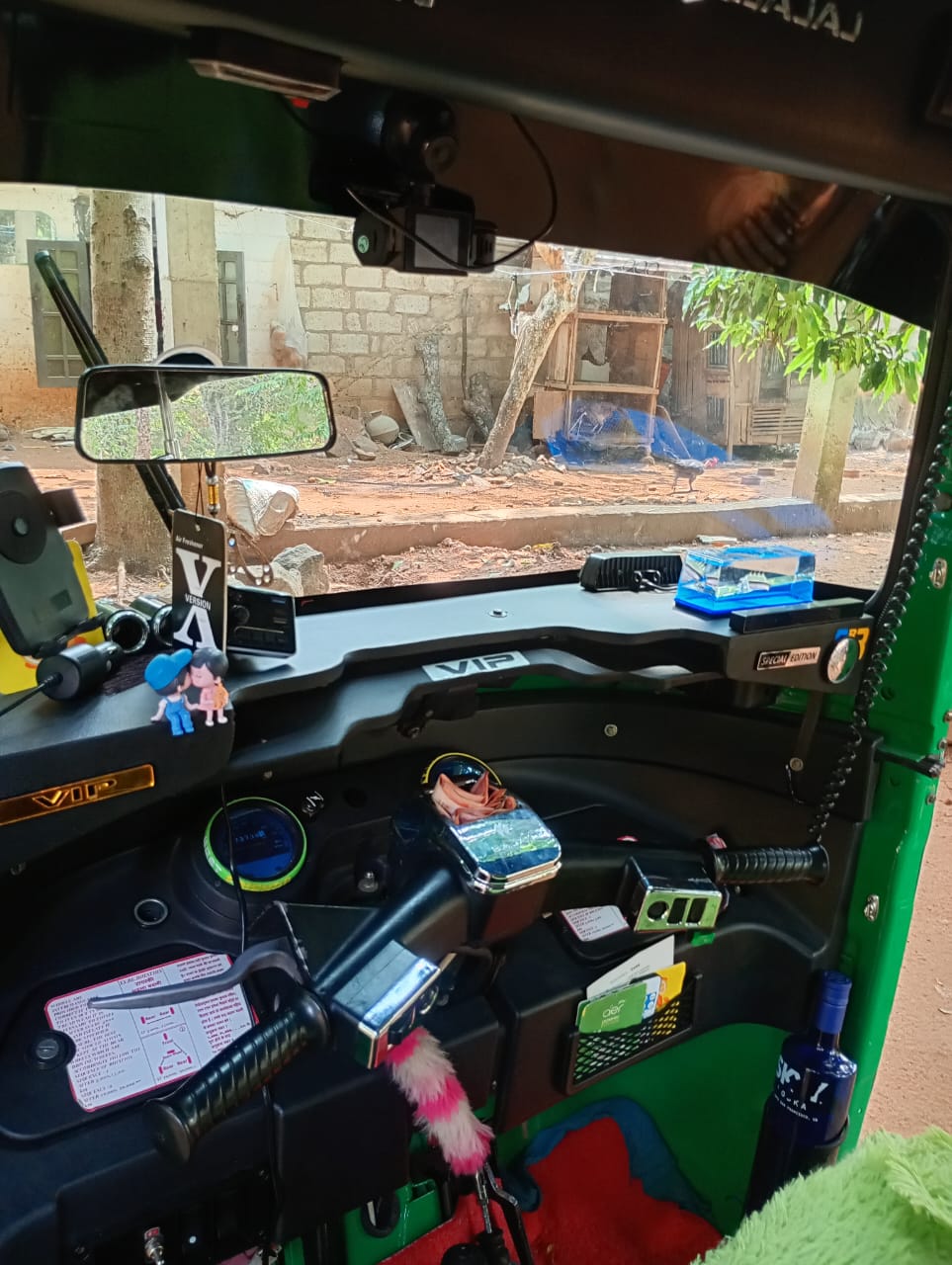 Bajaj Three Wheel 2016 - භාවිතා කරන ලද ත්‍රිරෝද රථය sale in Sri Lanka - patpat.lk