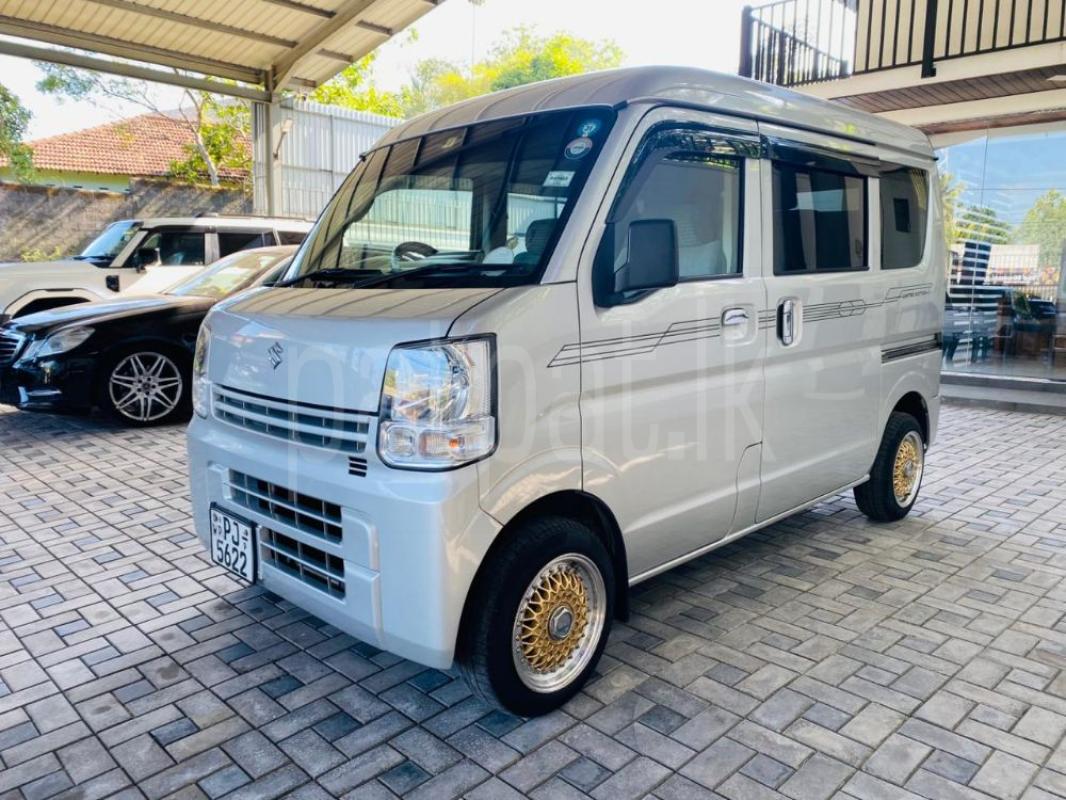 Advertisement image 3