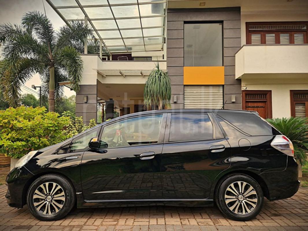 Advertisement image 2