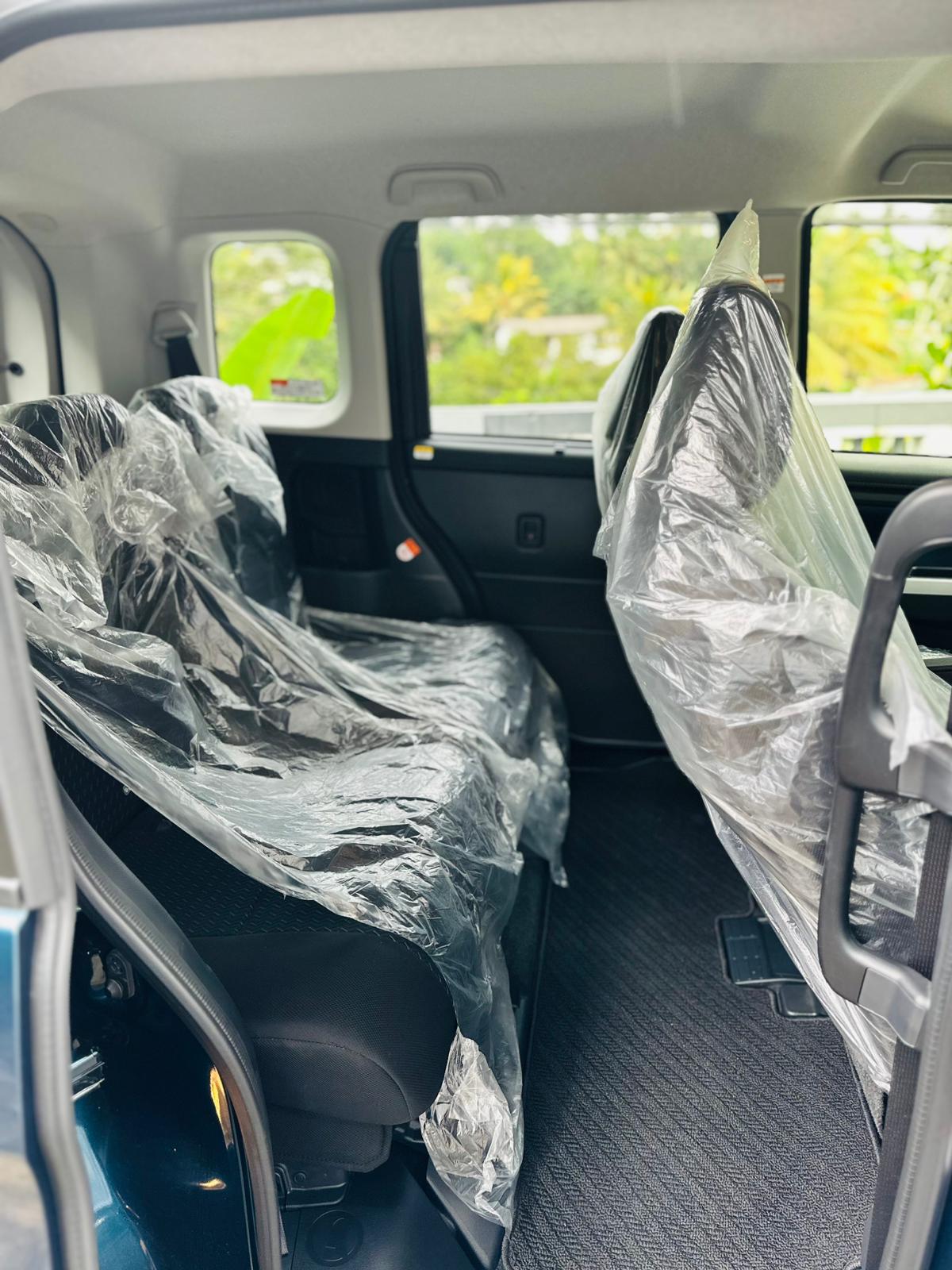 Toyota Roomy 2023 - Used Van sale in Sri Lanka - patpat.lk