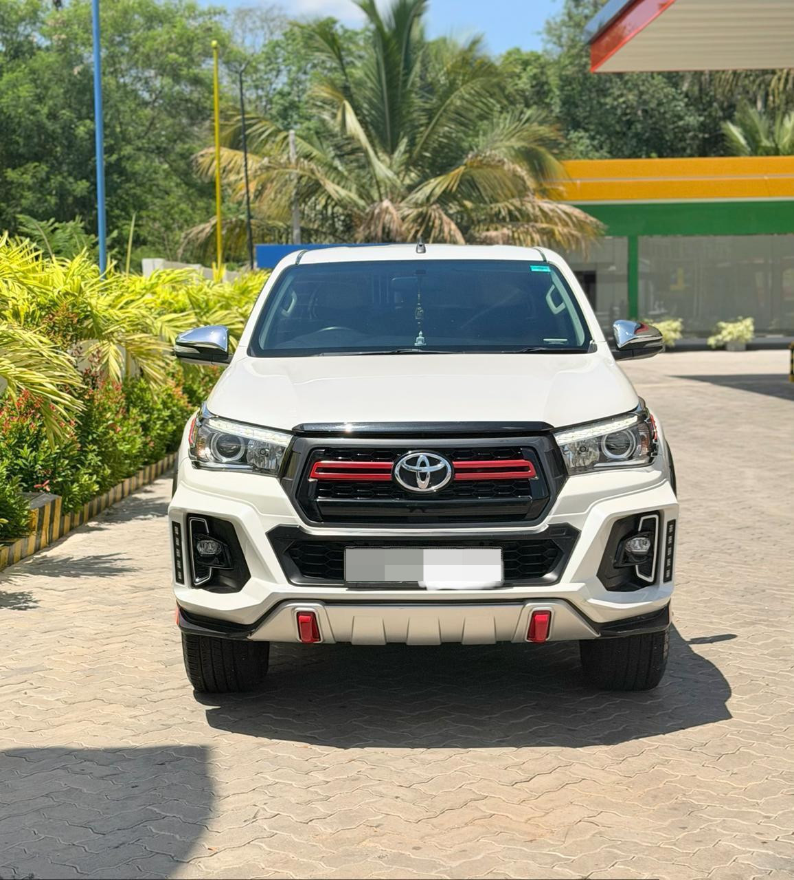 Toyota Hilux 2017 - Used Pick-up  sale in Sri Lanka - patpat.lk