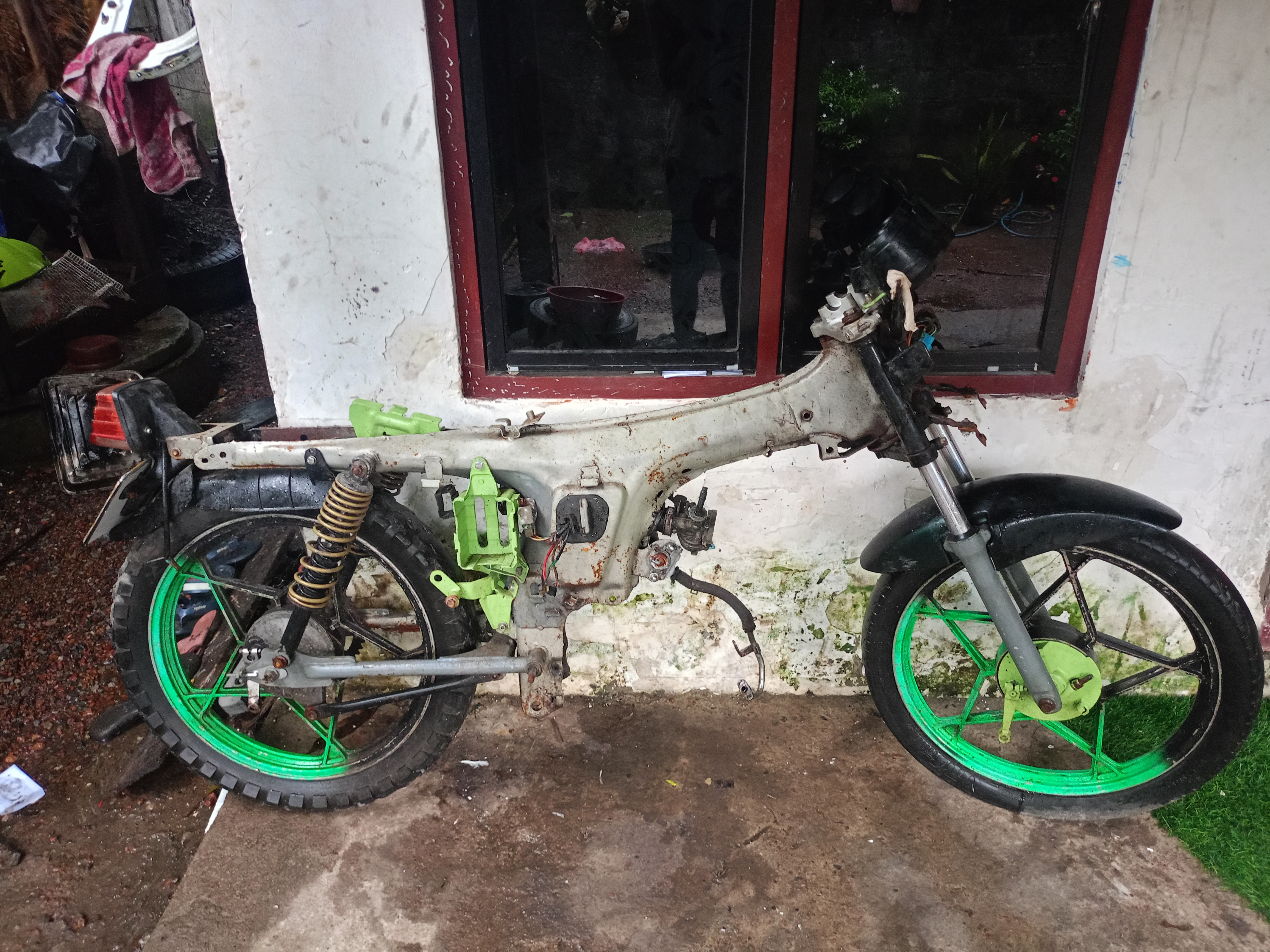 Hero Honda CD100 2004 ads-image-1