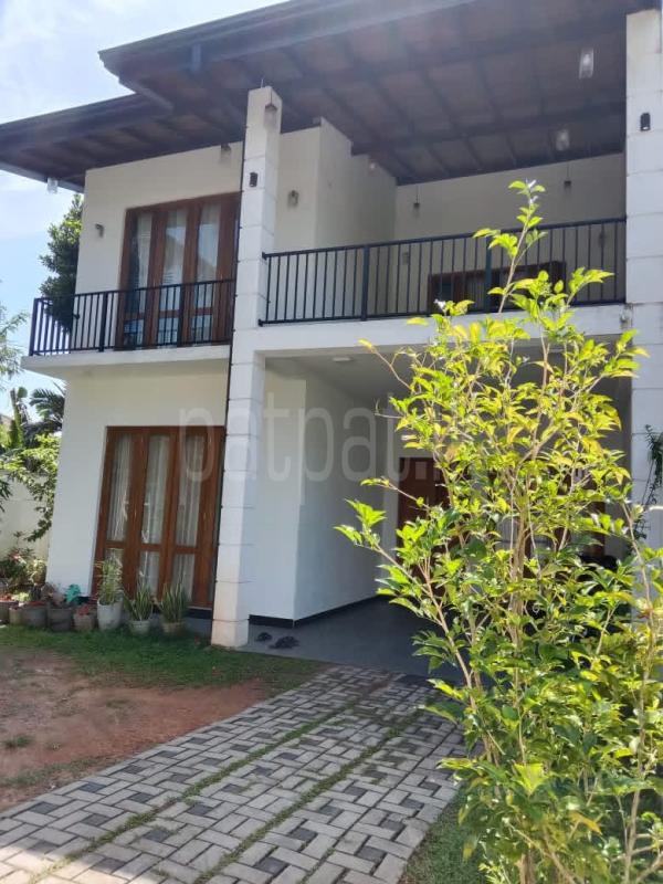 House for Sale in Athurugiriya