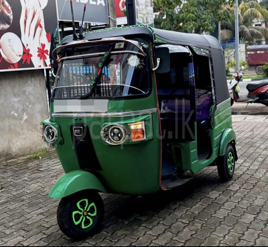 Bajaj Three Wheel 2010 - பயன்படுத்தப்பட்டது முச்சக்கர வண்டி sale in Sri Lanka - patpat.lk