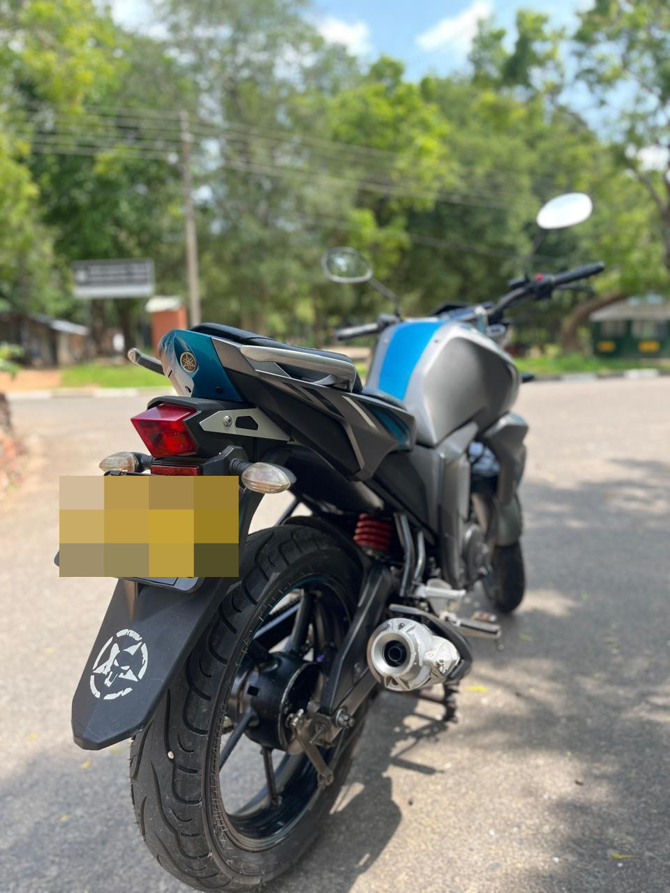 Yamaha FZ 2018 - Used Bike sale in Sri Lanka - patpat.lk