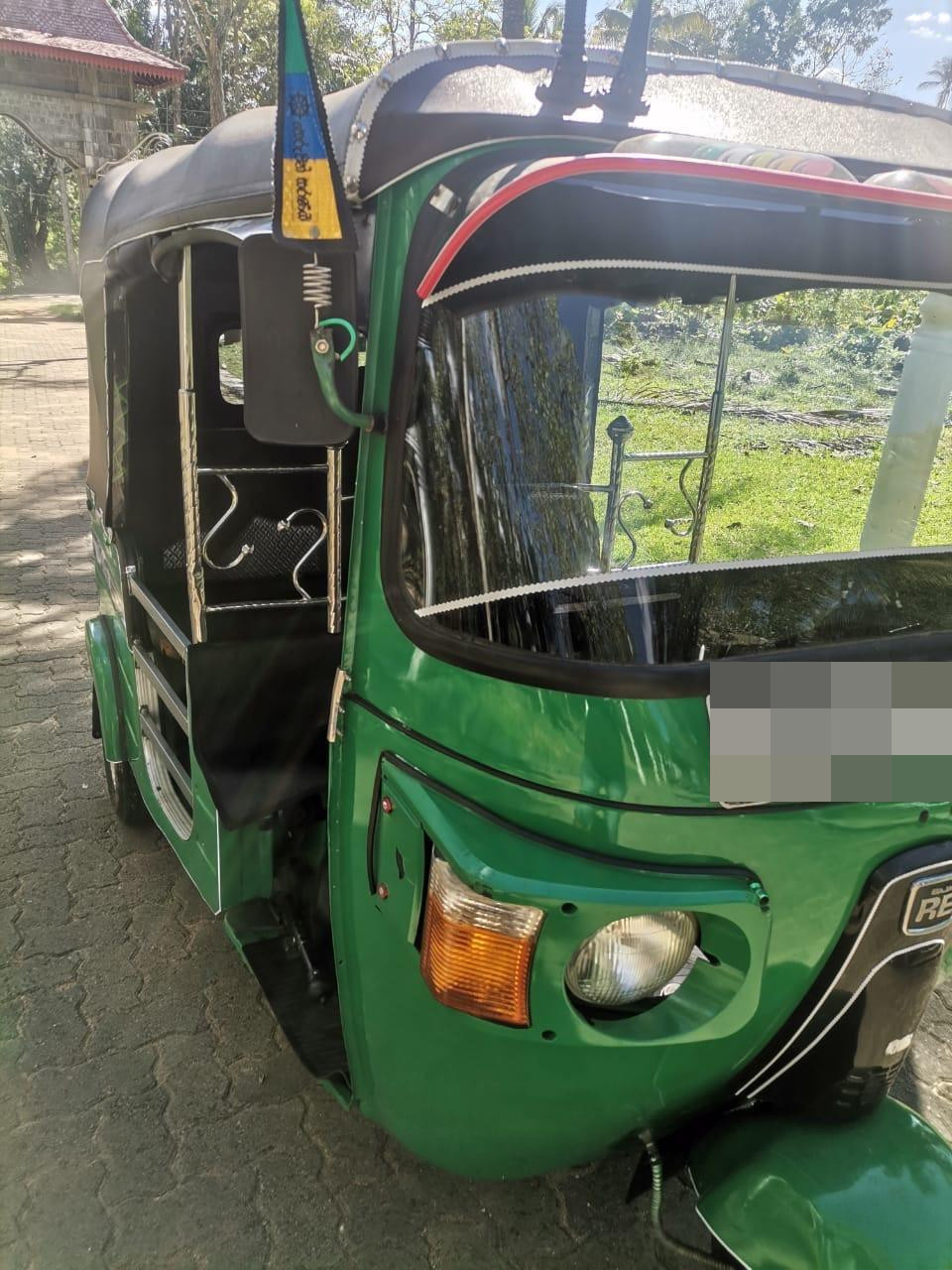 Bajaj Three Wheel 2010 - பயன்படுத்தப்பட்டது முச்சக்கர வண்டி sale in Sri Lanka - patpat.lk