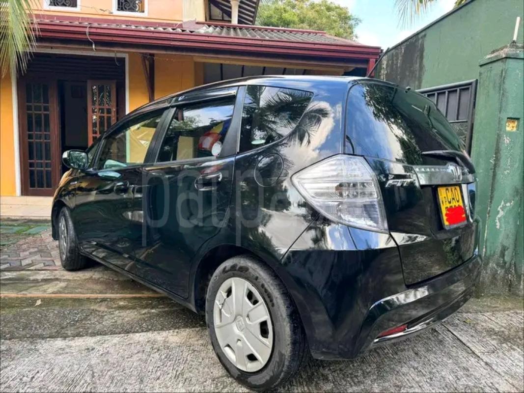 Honda Fit 2012 - பயன்படுத்தப்பட்டது கார் sale in Sri Lanka - patpat.lk