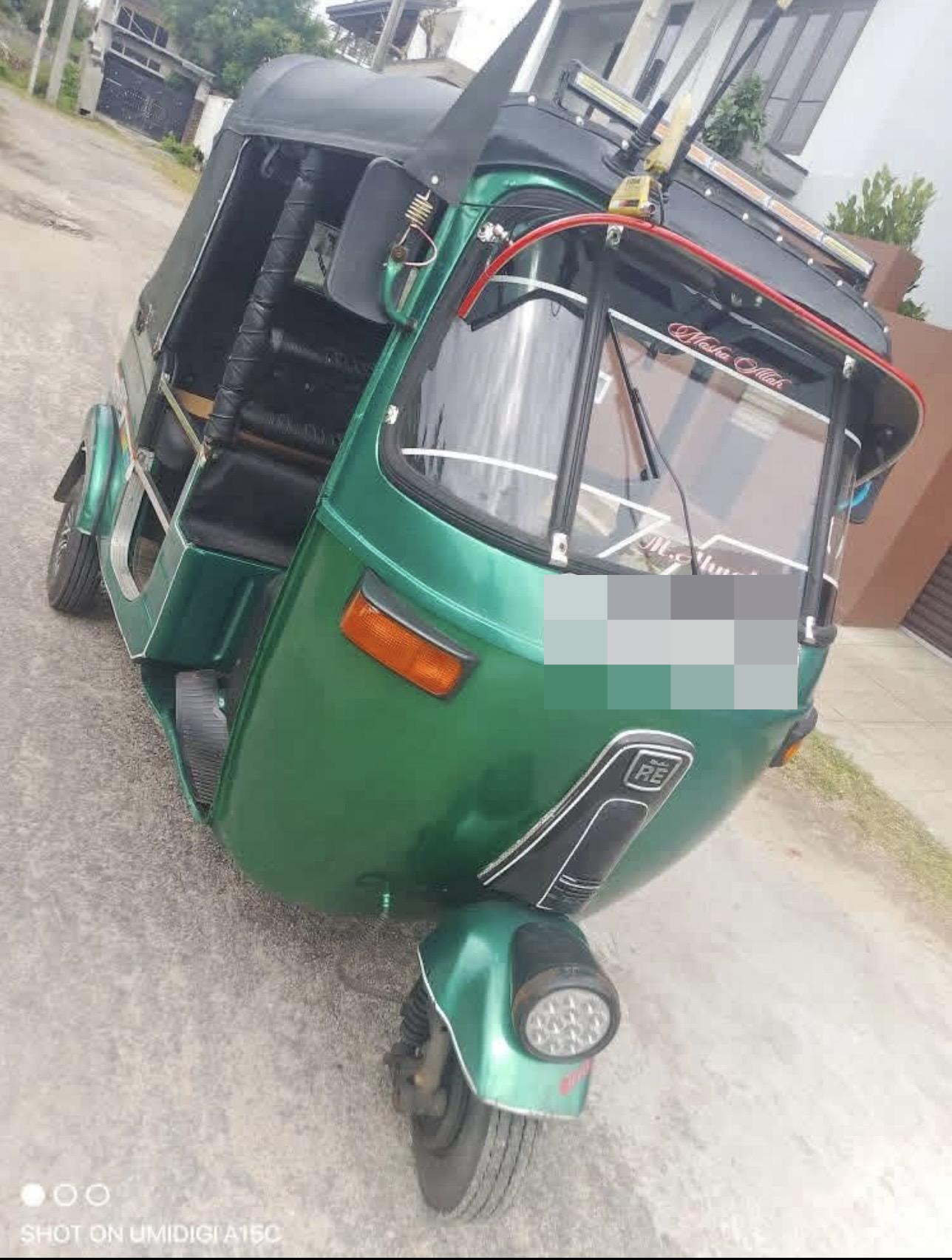 Bajaj 4 stroke 2006 - Used Three wheeler sale in Sri Lanka - patpat.lk