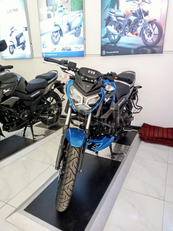 Advertisement image 1