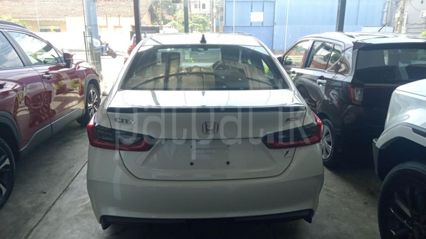 Advertisement image 6