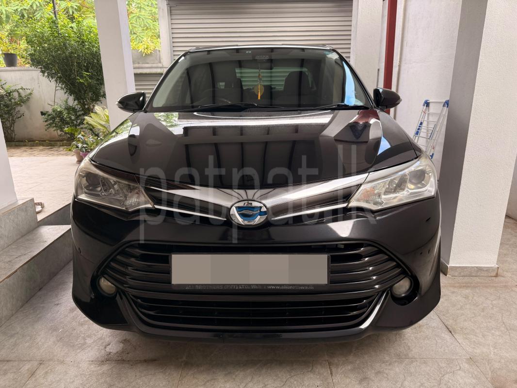 Toyota Axio 2012 - භාවිතා කරන ලද කාර් sale in Sri Lanka - patpat.lk