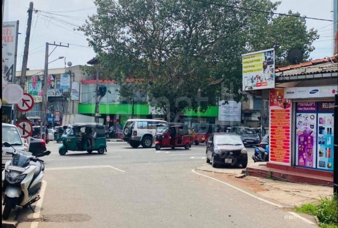 Advertisement image 1