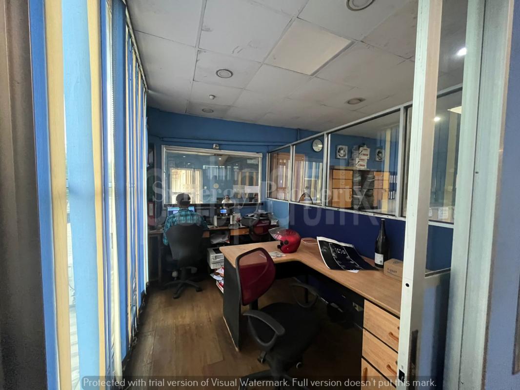 Advertisement image 4