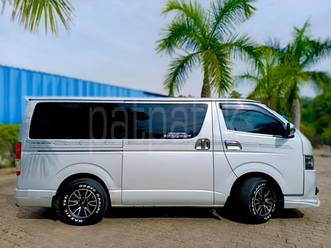 Advertisement image 5