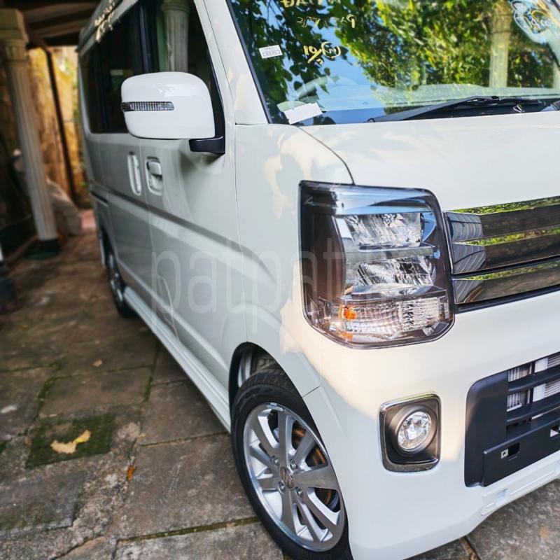 Advertisement image 13