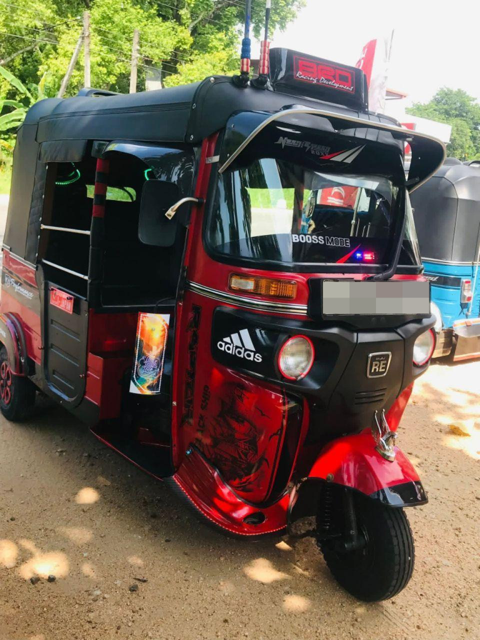 Bajaj Three Wheel 2020 - பயன்படுத்தப்பட்டது முச்சக்கர வண்டி sale in Sri Lanka - patpat.lk