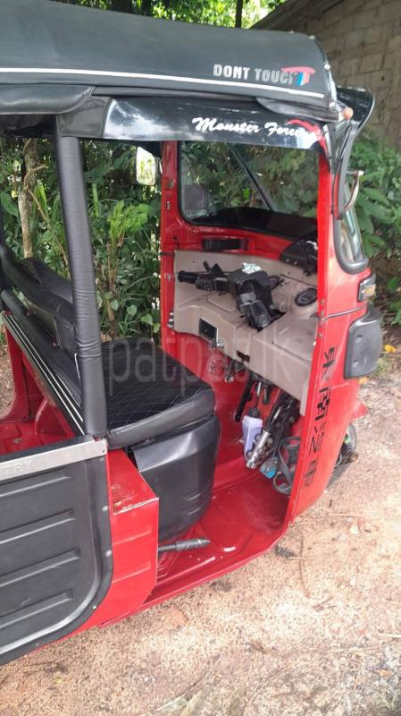 Bajaj 4 stroke 2016 - பயன்படுத்தப்பட்டது முச்சக்கர வண்டி sale in Sri Lanka - patpat.lk