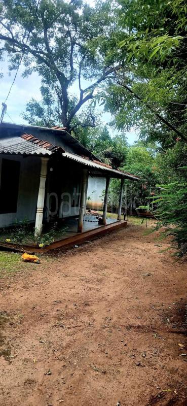 Residential Land for Sale in Kataragama