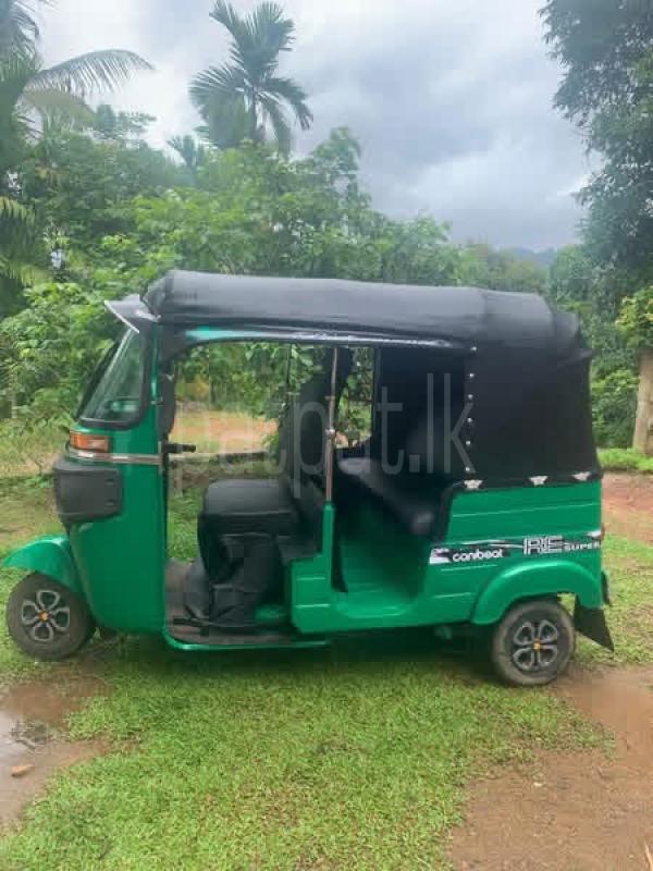 Bajaj Three Wheel 2015 - பயன்படுத்தப்பட்டது முச்சக்கர வண்டி sale in Sri Lanka - patpat.lk