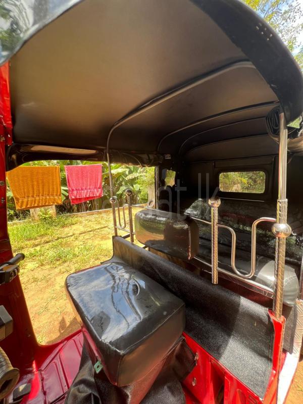 Bajaj Three Wheel 2009 - பயன்படுத்தப்பட்டது முச்சக்கர வண்டி sale in Sri Lanka - patpat.lk