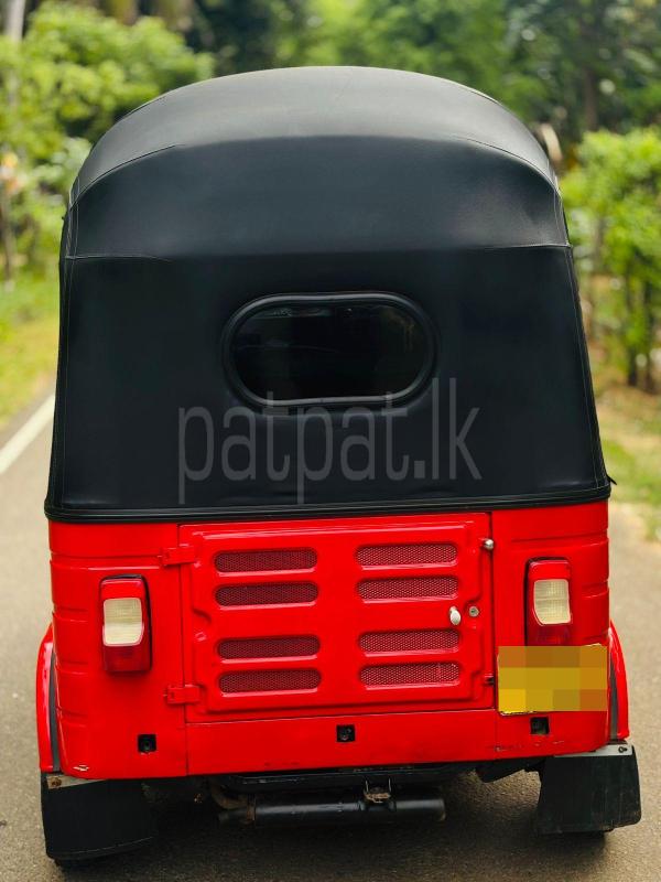 Bajaj Three Wheel 2014 - பயன்படுத்தப்பட்டது முச்சக்கர வண்டி sale in Sri Lanka - patpat.lk