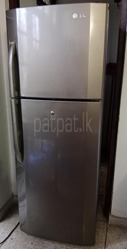 Double Door LG 290 L Used Refrigerator (Fully refurbished, re-painted, look like New & excellent Condition) Metallic Colour – Piliyandala. ads-image-1