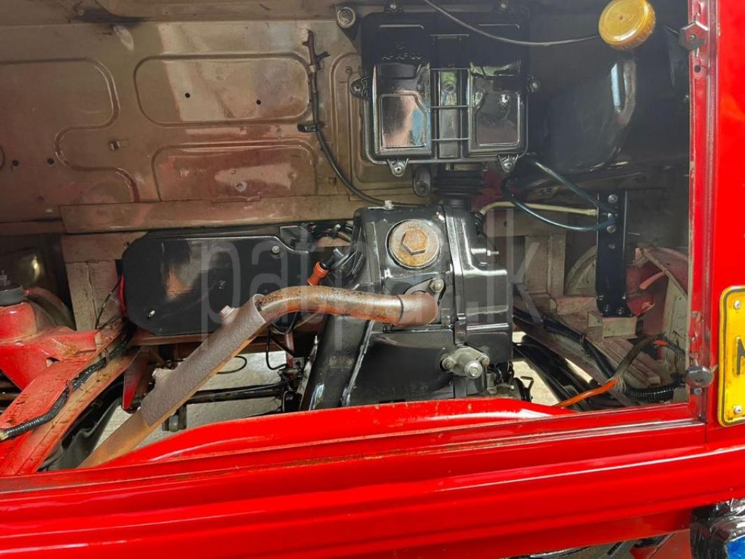 Advertisement image 4