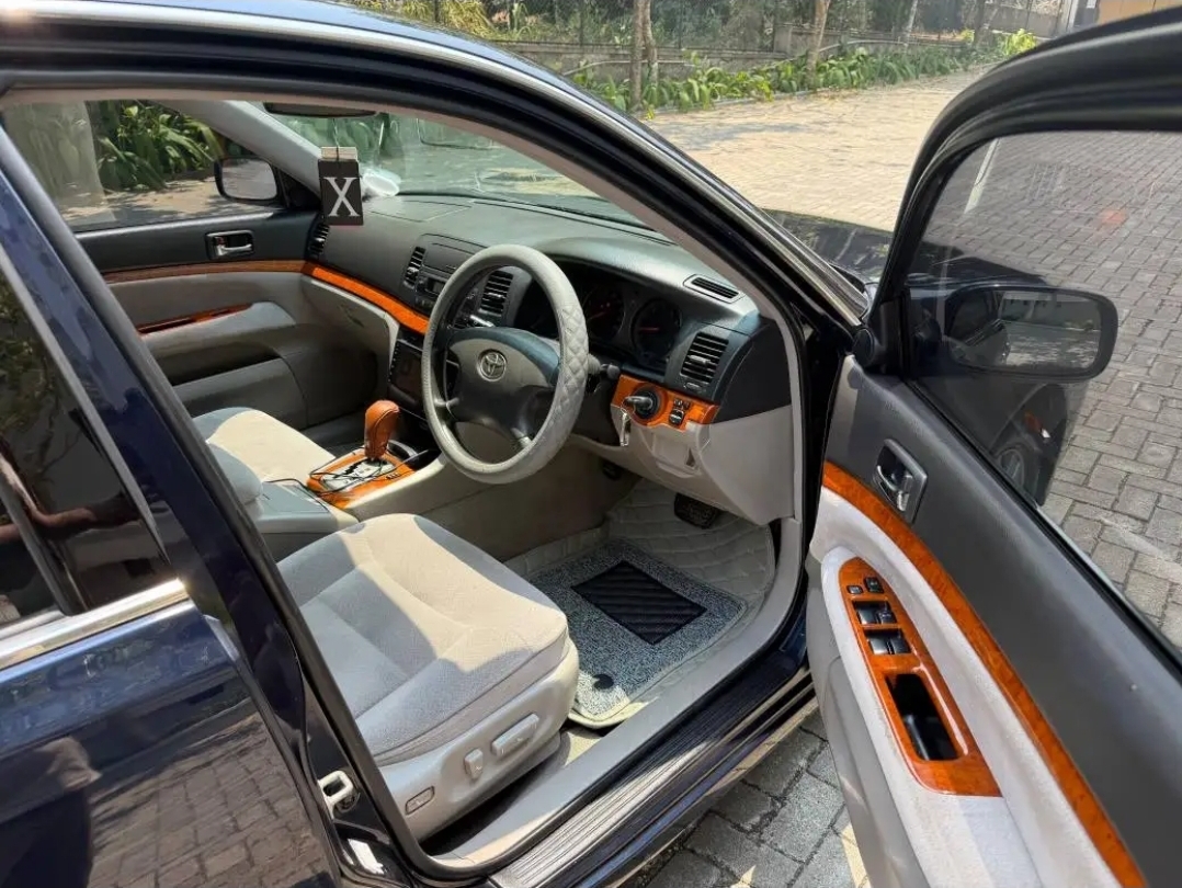 Toyota Mark II 2006 - Used Car sale in Sri Lanka - patpat.lk