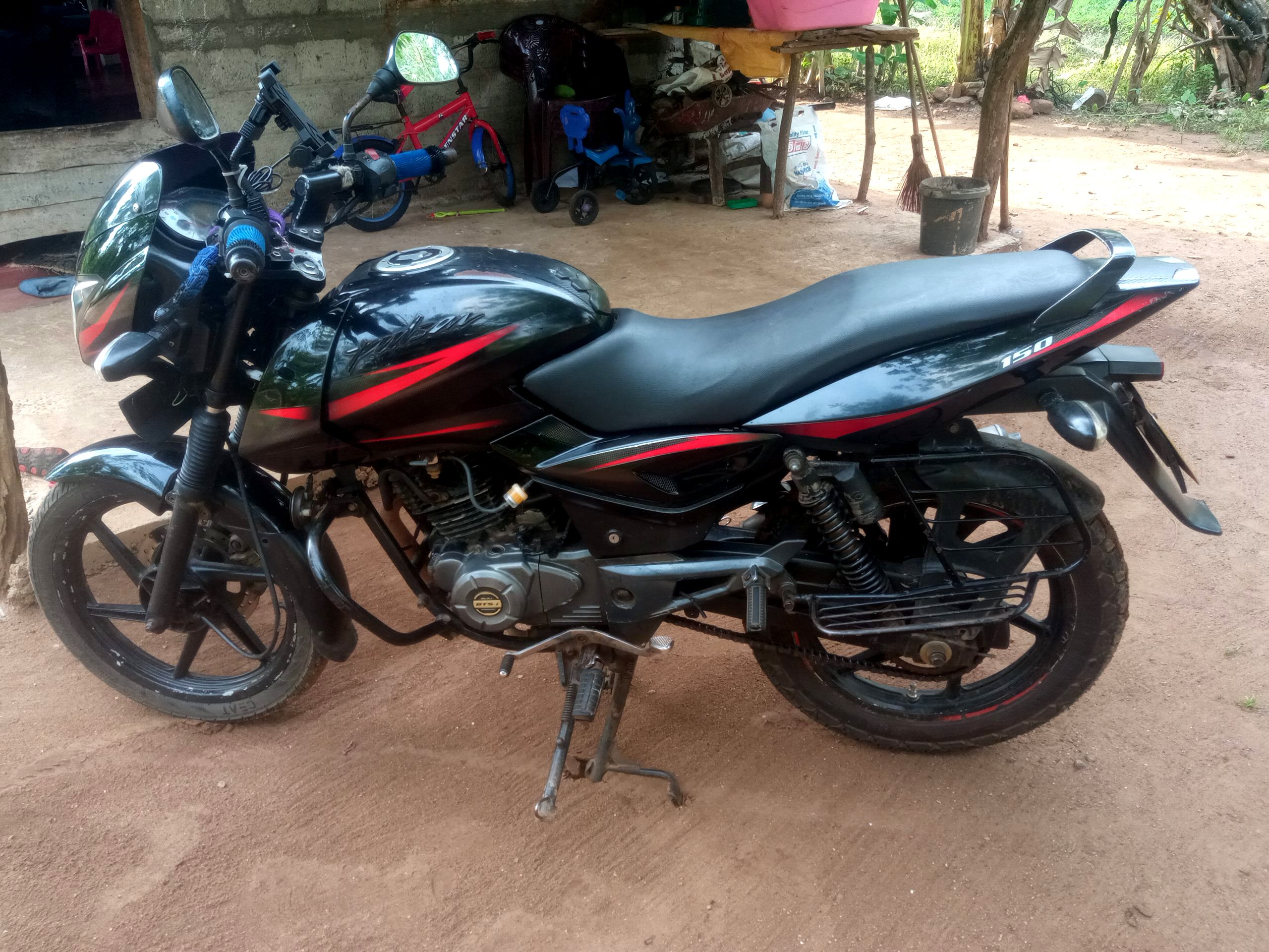 Bajaj Pulsar 2017 - Used Bike sale in Sri Lanka - patpat.lk